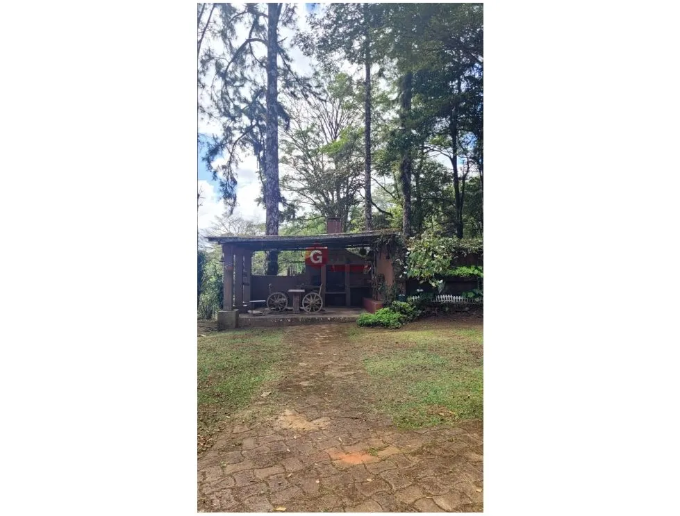 CERRO AZUL / PRIVATE ESTATE / 2 HOUSES / 4.5 HECTARES / 3 BEDROOMS