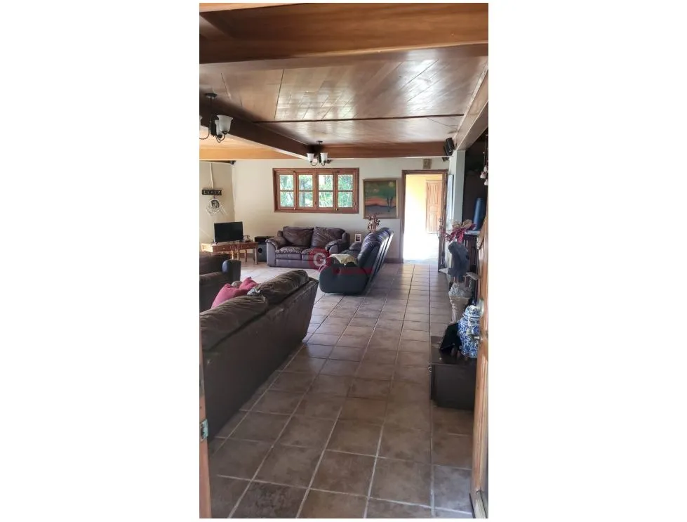 CERRO AZUL / PRIVATE ESTATE / 2 HOUSES / 4.5 HECTARES / 3 BEDROOMS
