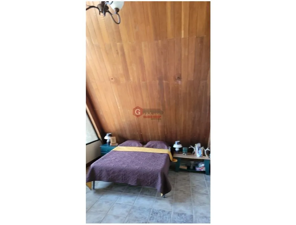CERRO AZUL / PRIVATE ESTATE / 2 HOUSES / 4.5 HECTARES / 3 BEDROOMS