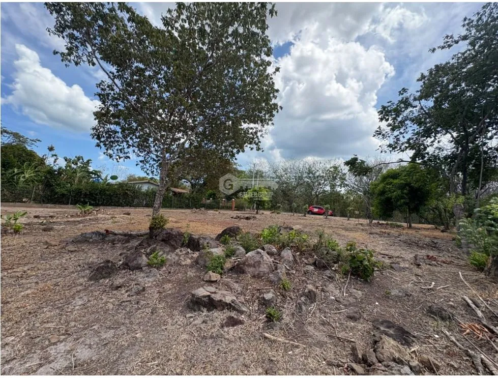 SAN JOSE / 1000M / FLAT LAND / ON THE ROAD / CLOSE TO BEACH / AG
