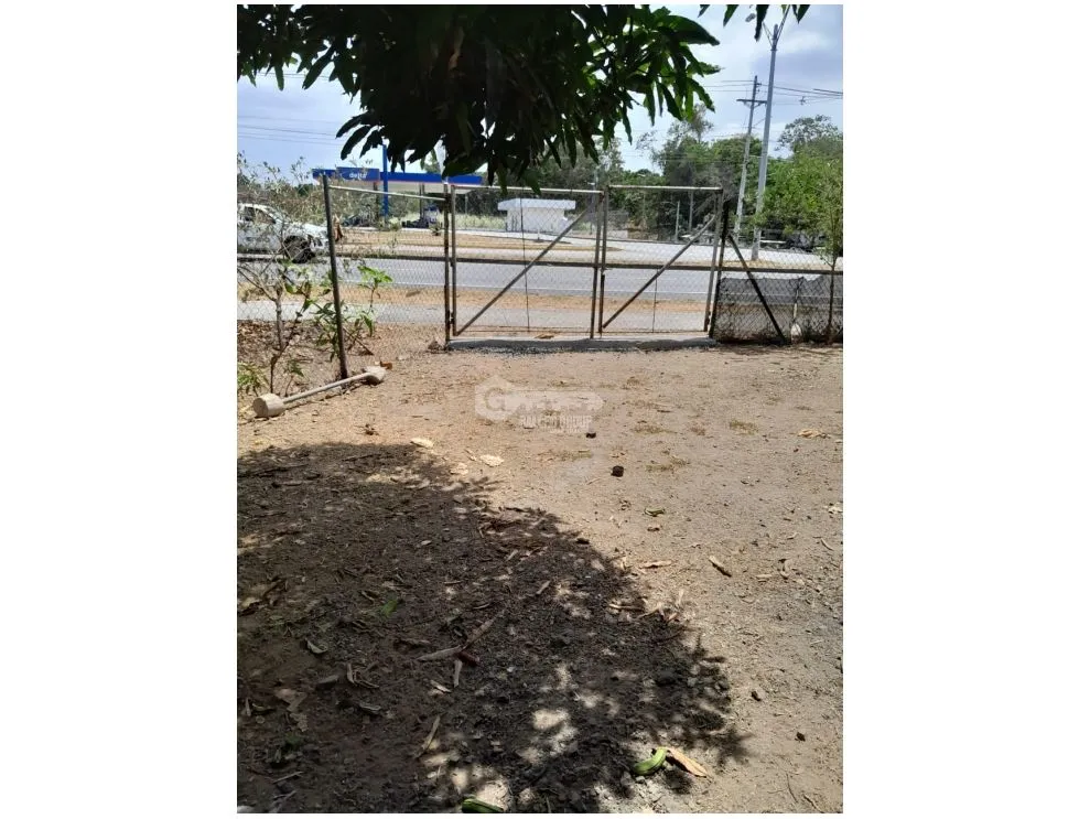 House with Commercial Land for Sale in Gonzalillo - 470m² on Main Road