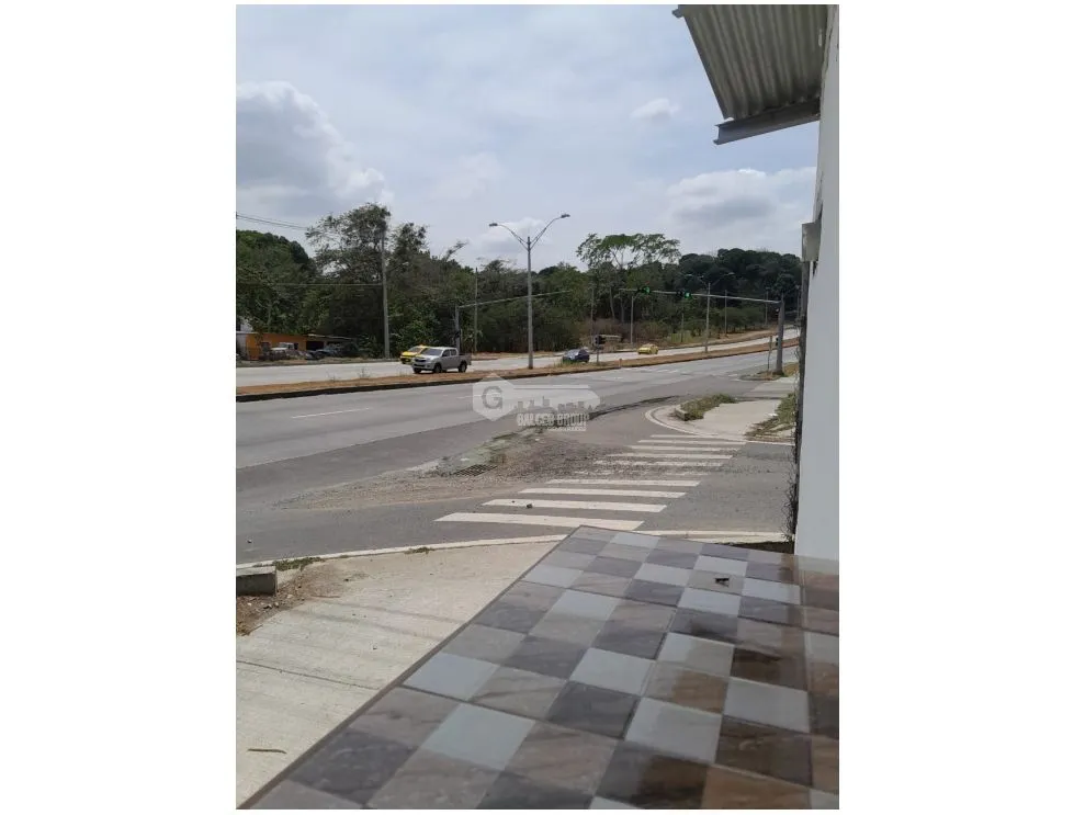 House with Commercial Land for Sale in Gonzalillo - 470m² on Main Road