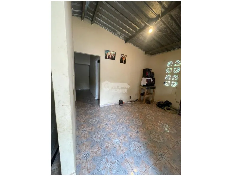 House with Commercial Land for Sale in Gonzalillo - 470m² on Main Road
