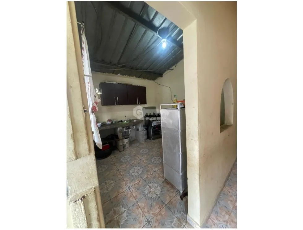House with Commercial Land for Sale in Gonzalillo - 470m² on Main Road