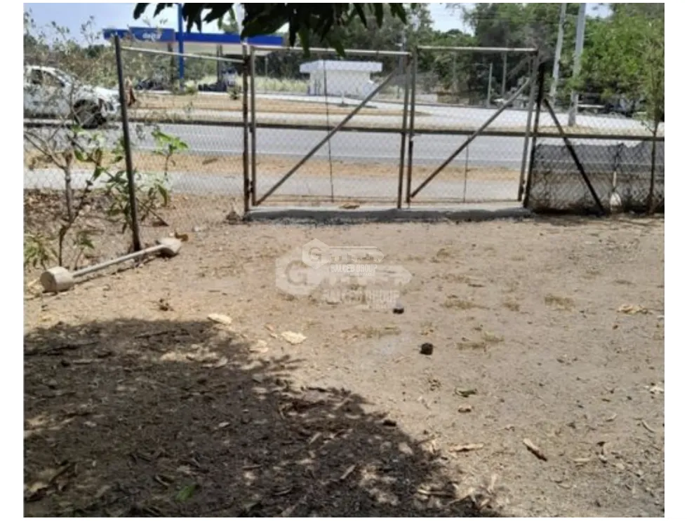 House with Commercial Land for Sale in Gonzalillo - 470m² on Main Road