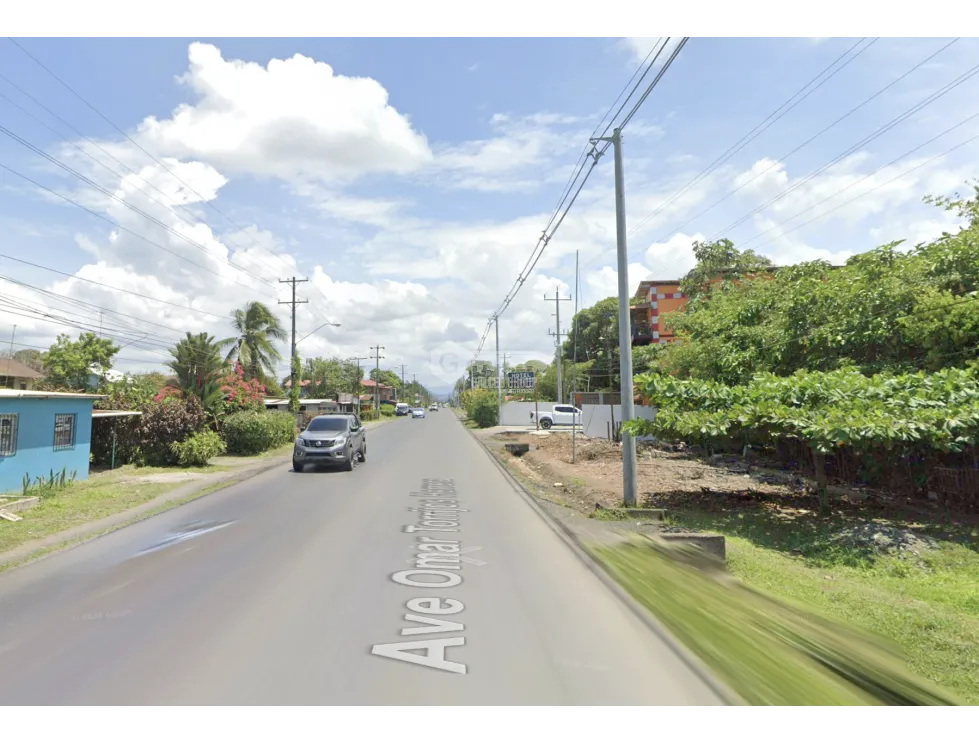 LAND FOR SALE IN BOCAS DEL TORO CHANGUINOLA ON MAIN AVENUE