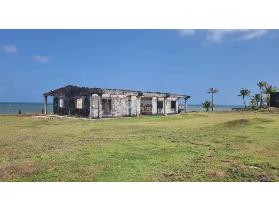 Beachfront Land / Colon Palmas Bellas / 2500M / Street Front