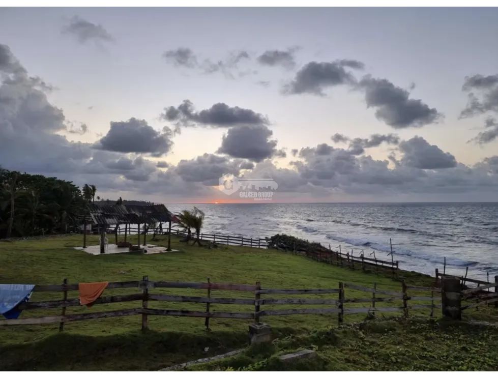 Beachfront Land / Colon Palmas Bellas / 2500M / Street Front
