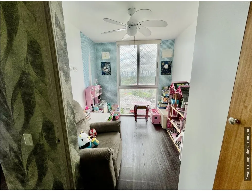 BEAUTIFUL APARTMENT FOR SALE IN VILLA LUCRE - LOVELY BUILDING - USD 255,000