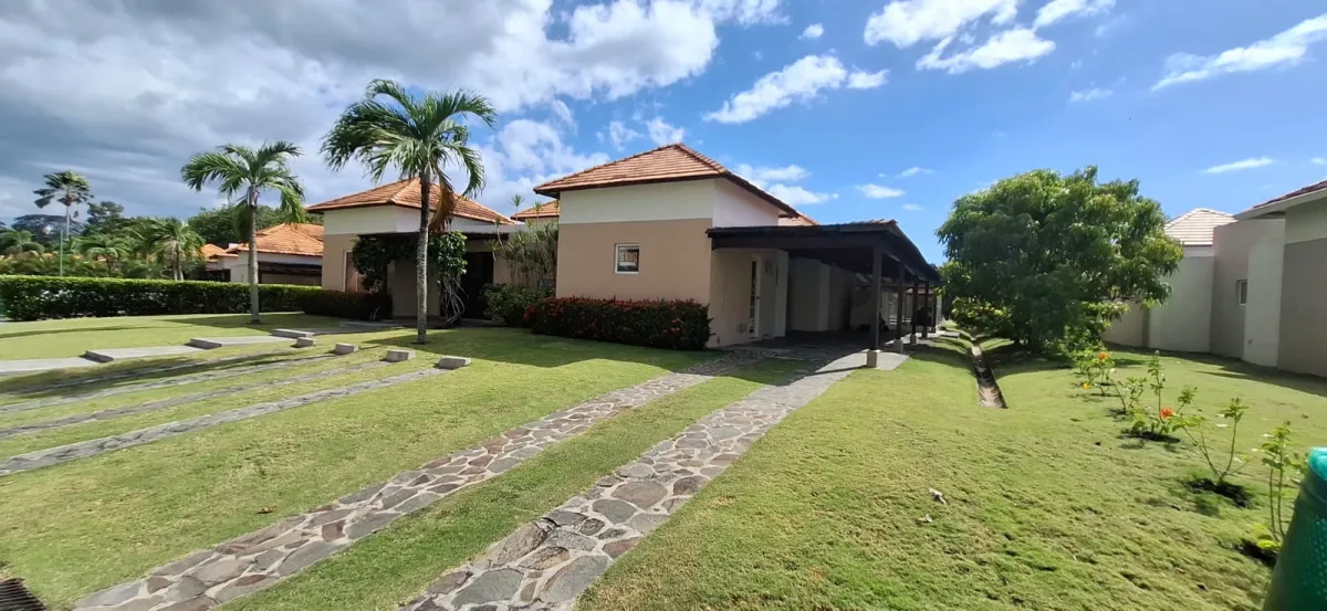 Villa à Farallon à vendre