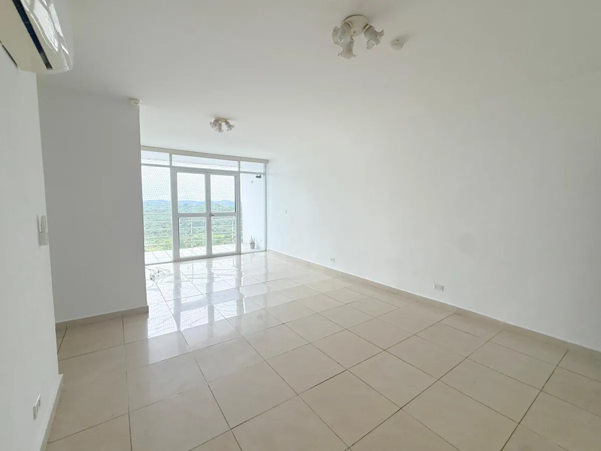 Apartment for Sale in Betania - PH Crystal Hills