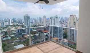 El Cangrejo, Bella Vista, Panamá City – 3-Bedroom Apartment with 2 Parking Spaces