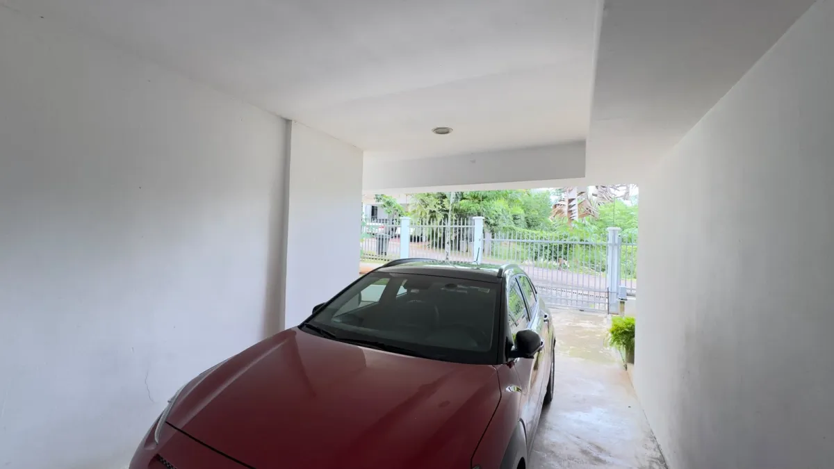 Venta de Casa en Residencial Llanos de Curundú, Ancón