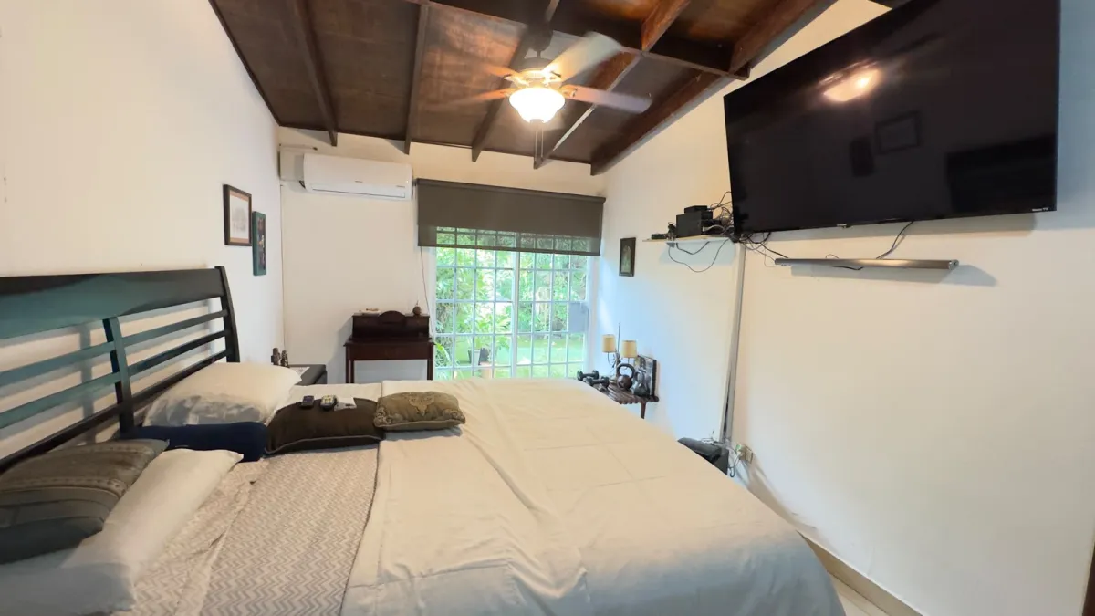 Venta de Casa en Residencial Llanos de Curundú, Ancón