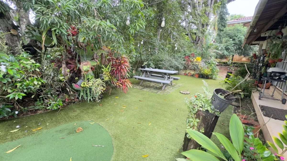 Venta de Casa en Residencial Llanos de Curundú, Ancón