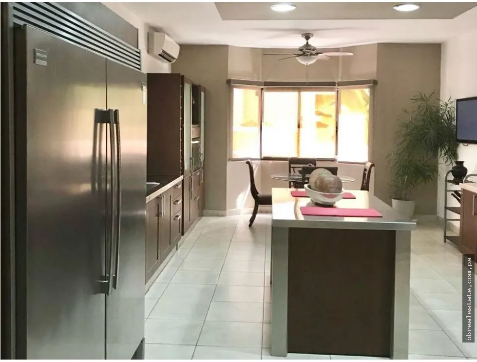 Alquiler de casa en Clayton Village, Clayton
