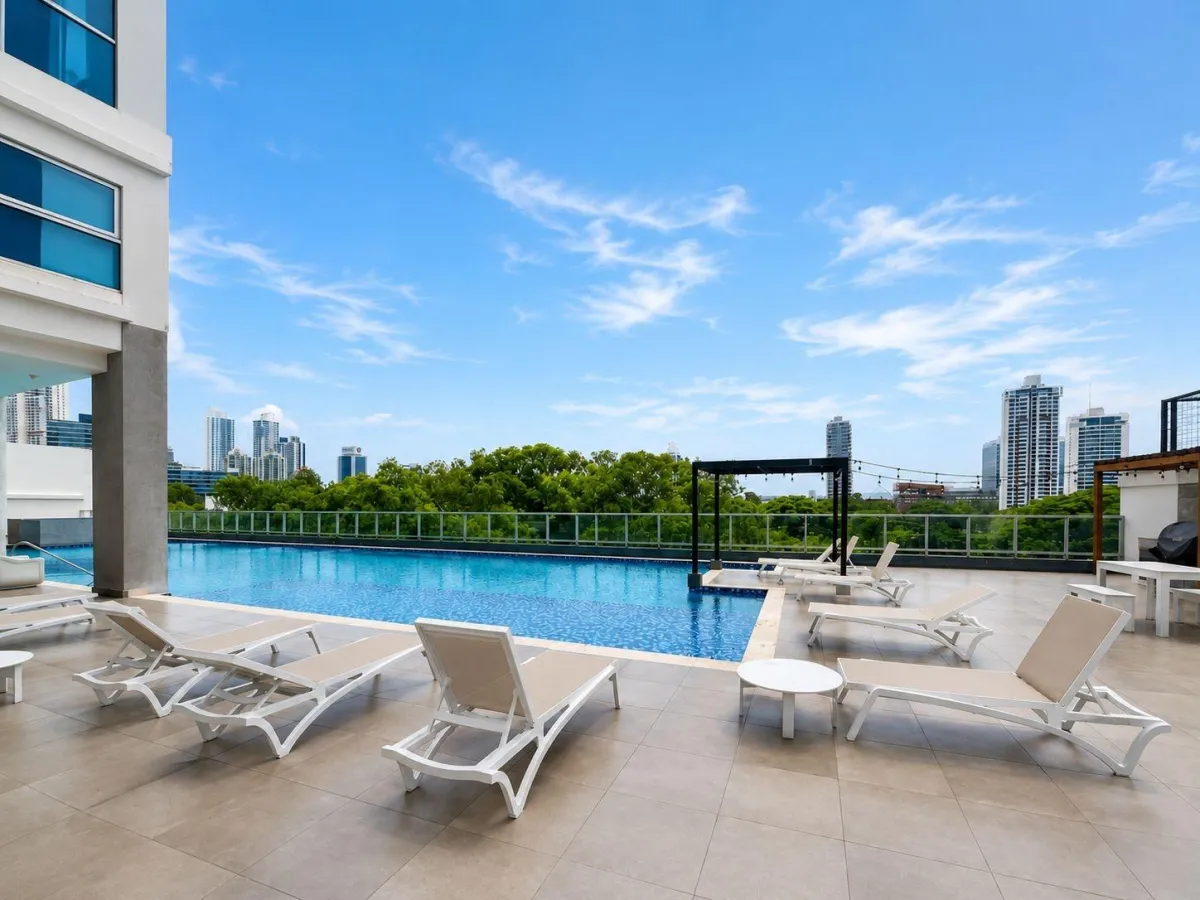 Apartamento Amoblado en Alquiler en Costa del Este - PH Parkside