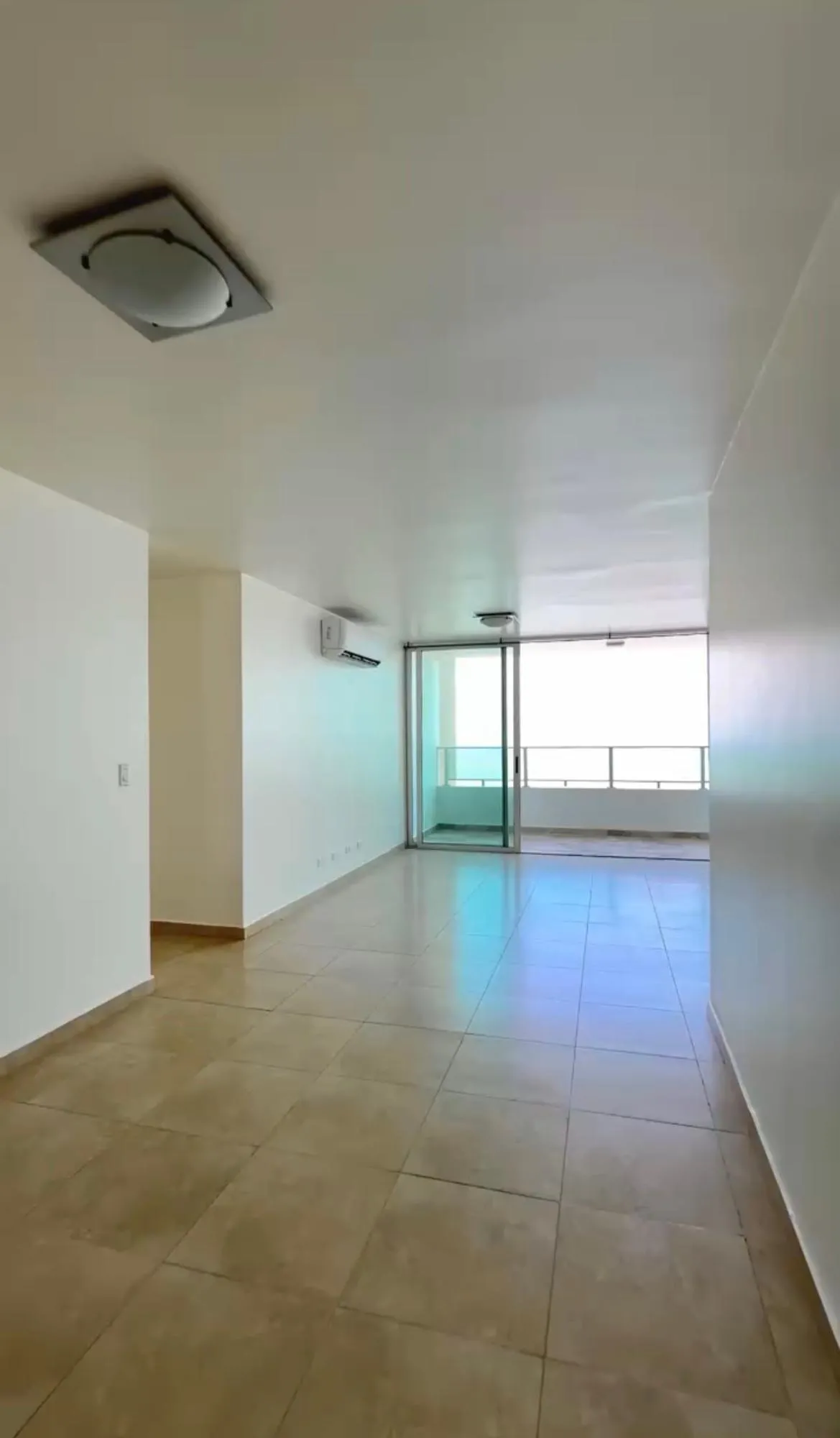 Apartment for sale facing the sea