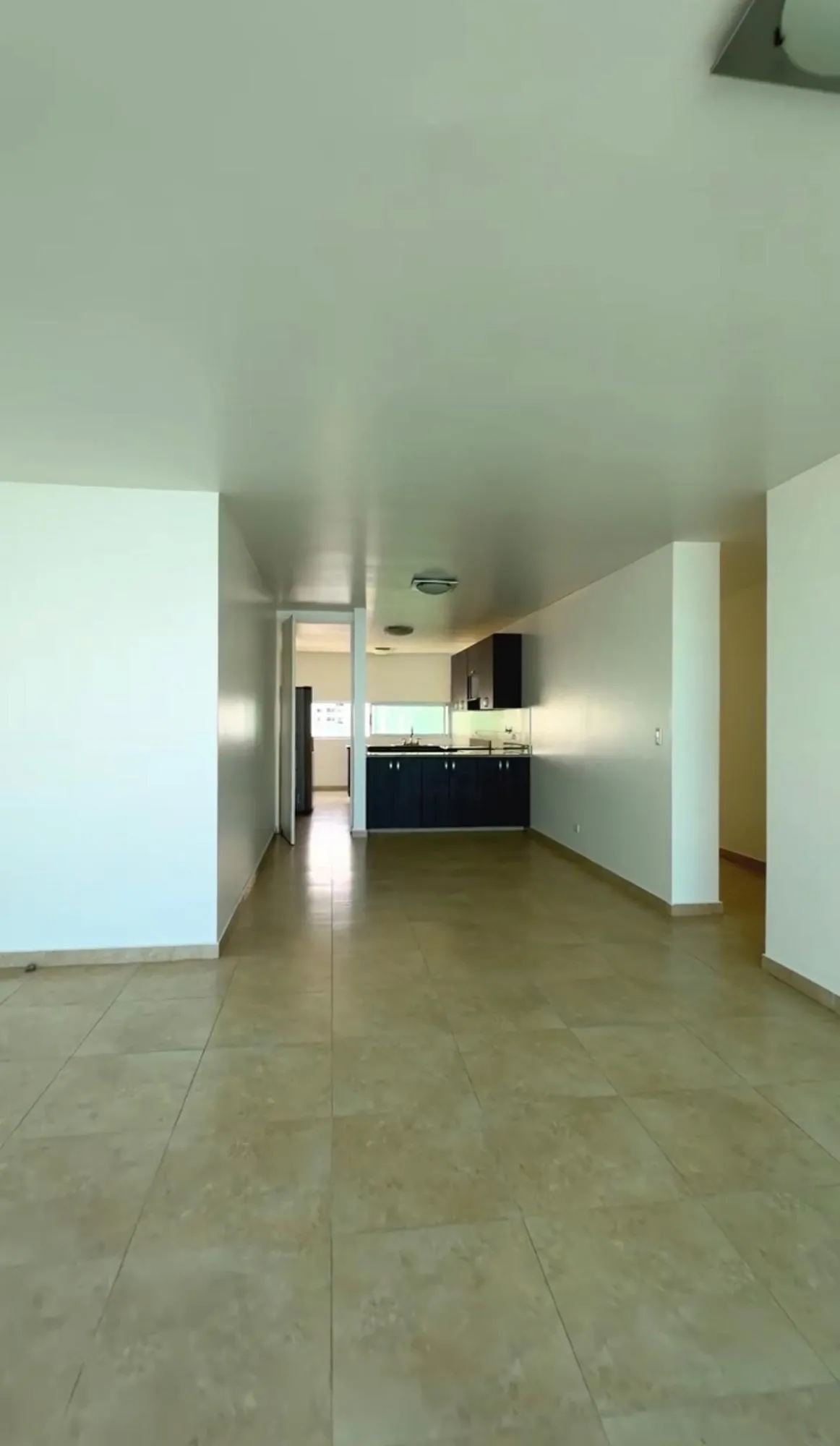 Apartment for sale facing the sea