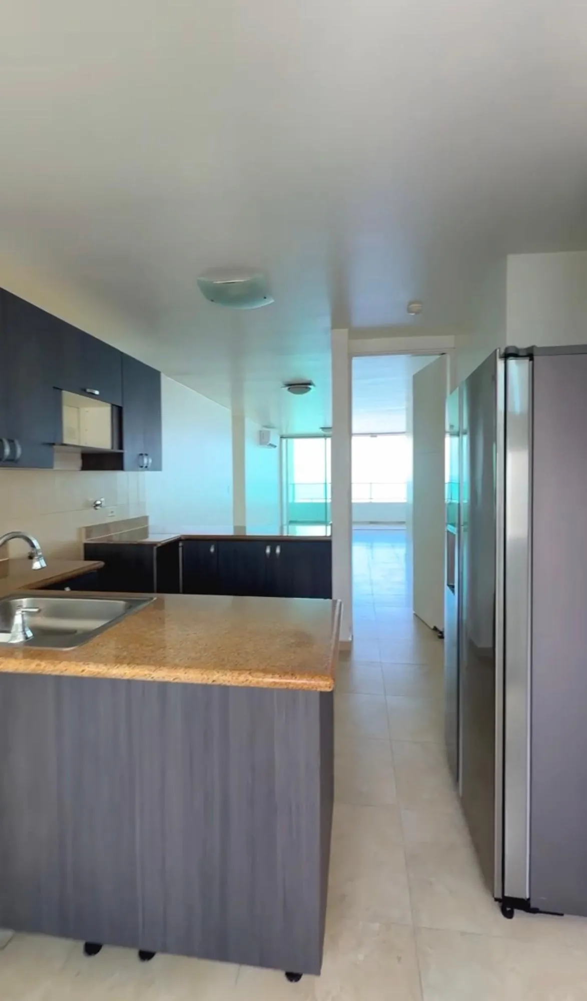 Apartment for sale facing the sea