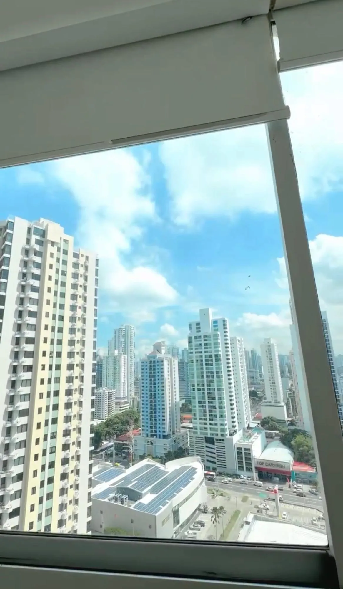 Apartment for sale facing the sea