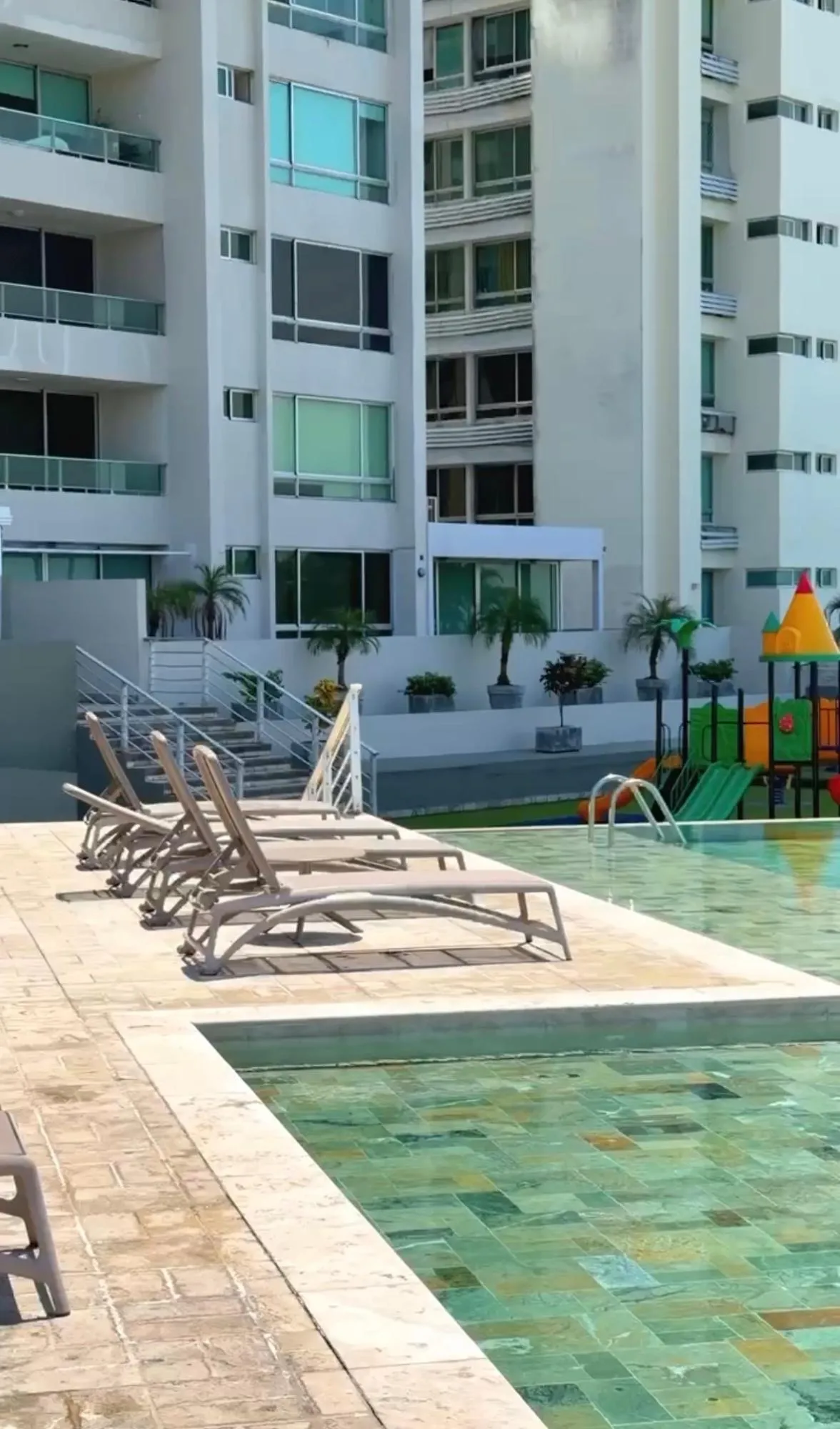 Apartment for sale facing the sea