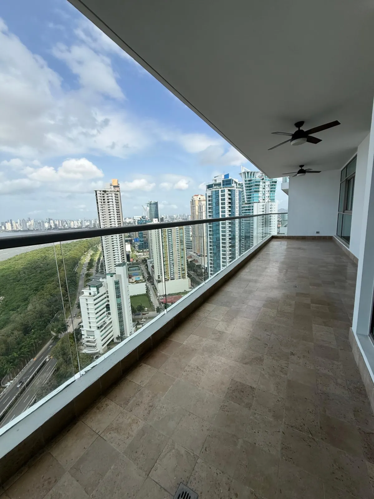 PH PARAMOUNT A LA VENTA