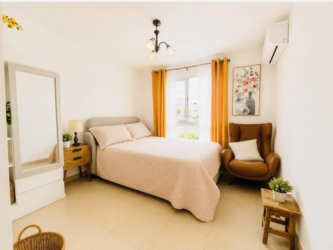 Single-family house for sale in Costa Verde.