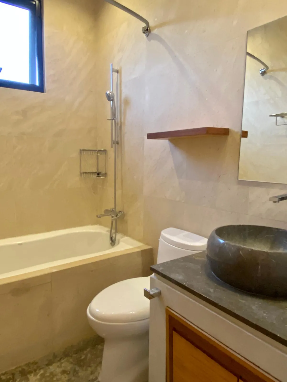 Antigua - Alquiler y Venta - Costa del Este