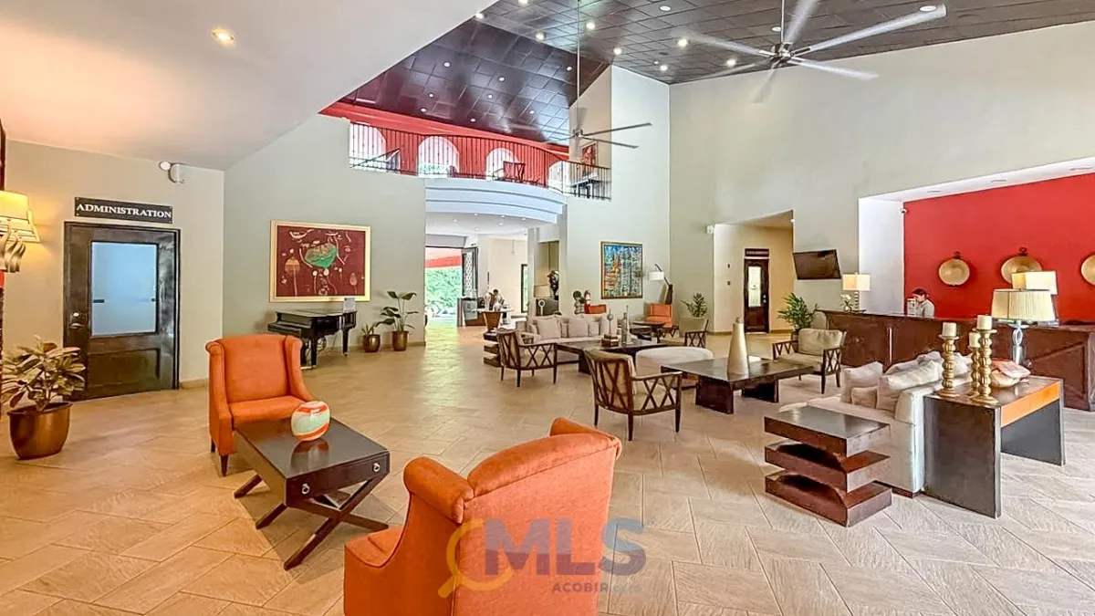 APARTMENT WITH TERRACE IN EMBASSY CLUB COURTYARD
