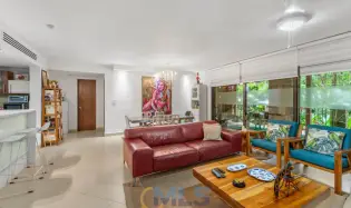 APARTMENT WITH TERRACE IN EMBASSY CLUB COURTYARD