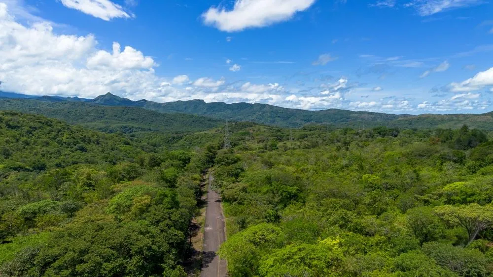 Spacious 59,086 m² Land in Síndigo, Caldera