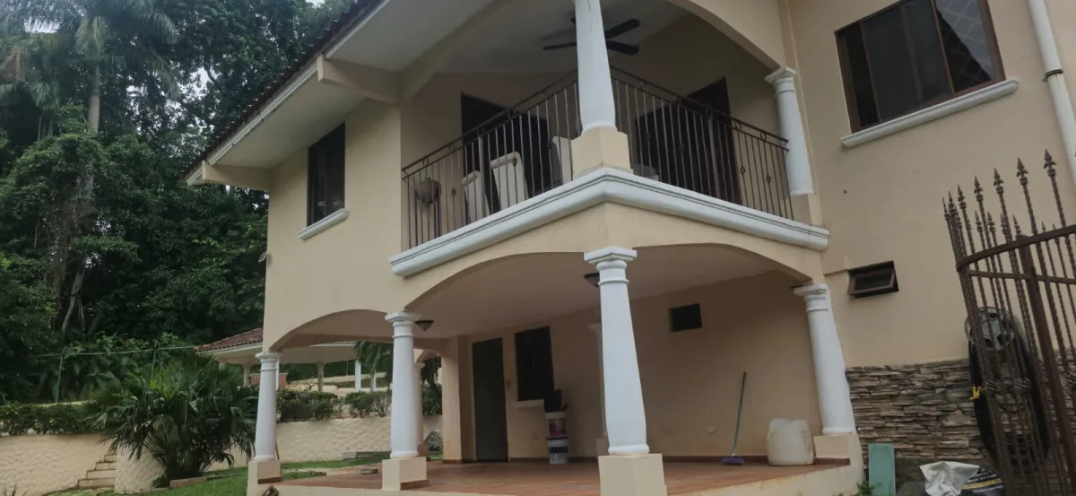 Exclusive Residence for Sale in Albrook