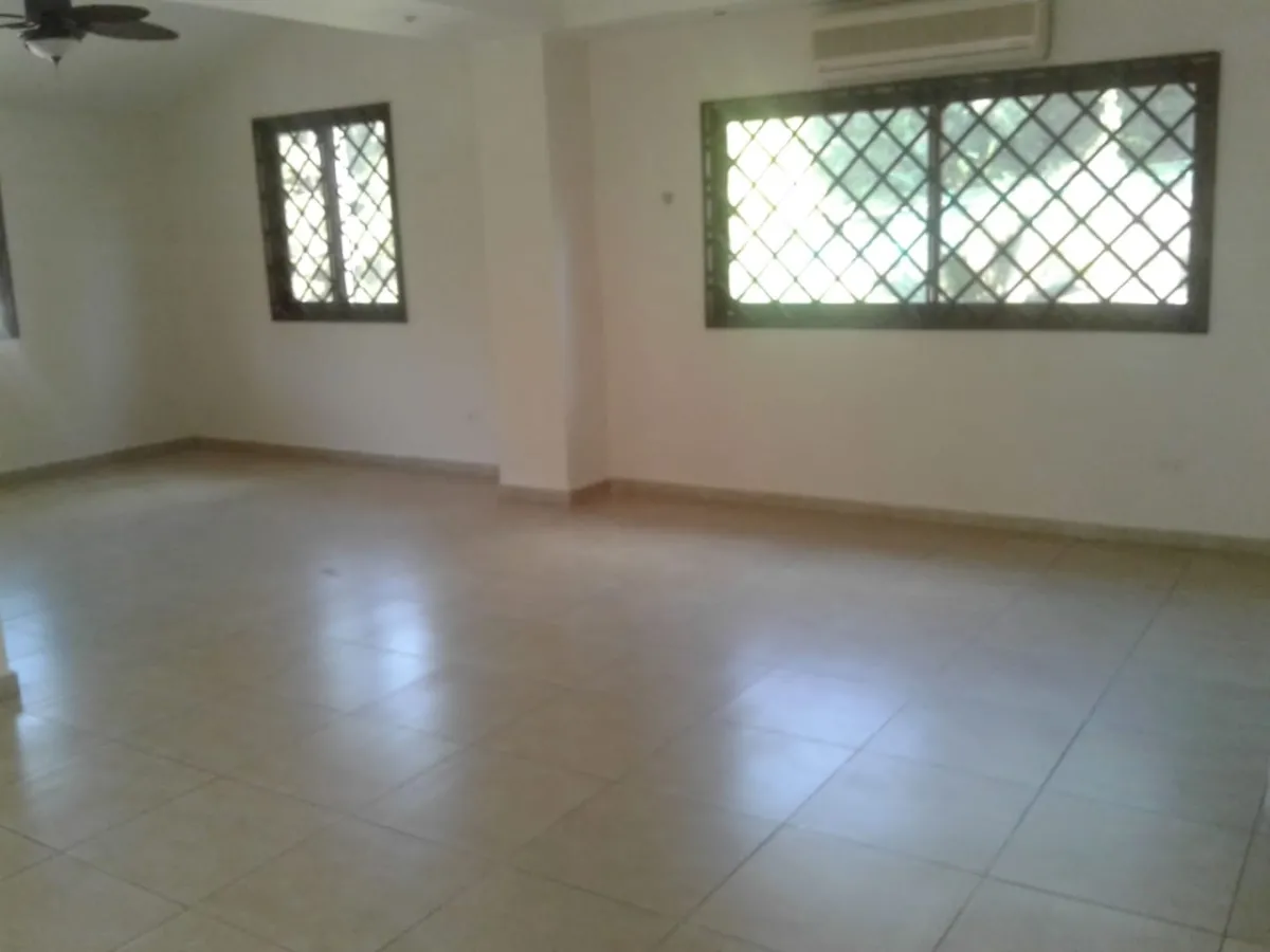 Exclusive Residence for Sale in Albrook