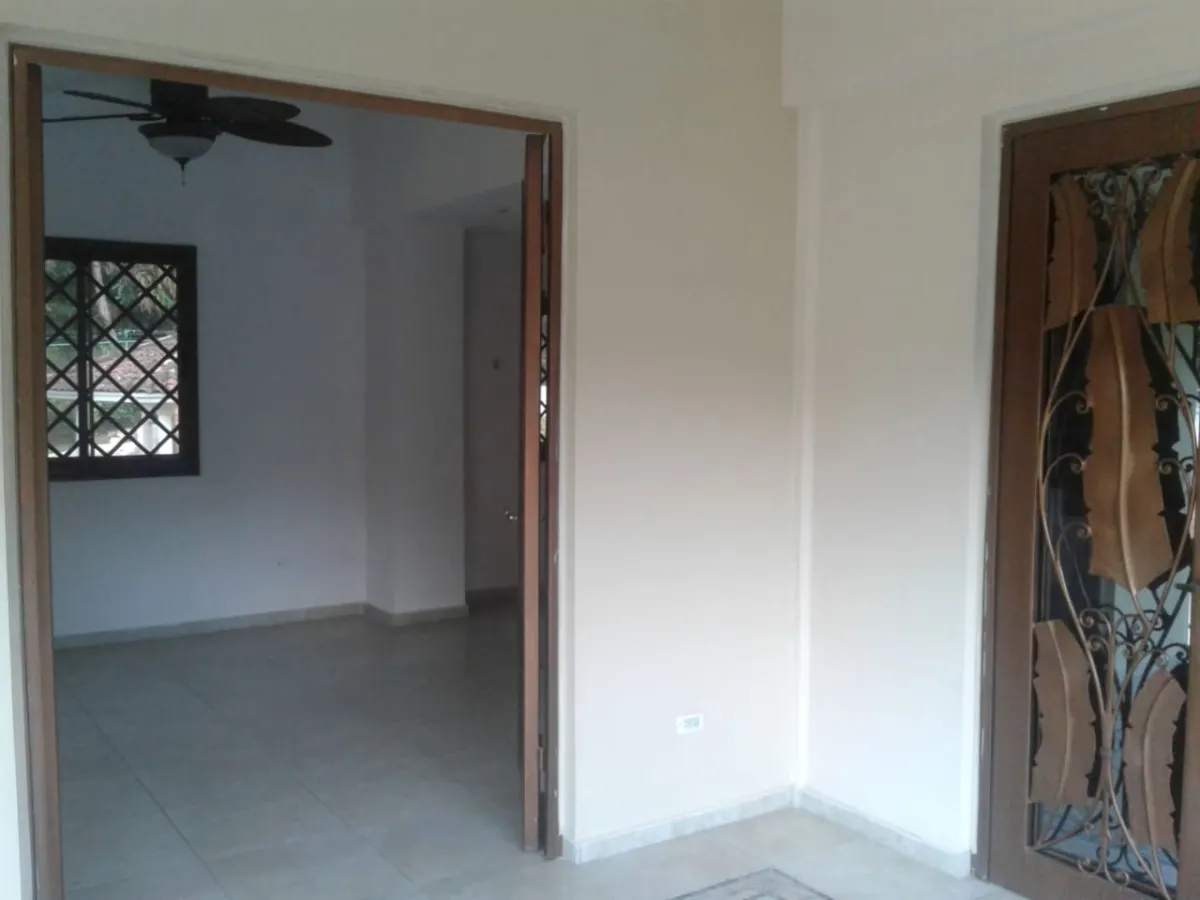 Exclusive Residence for Sale in Albrook