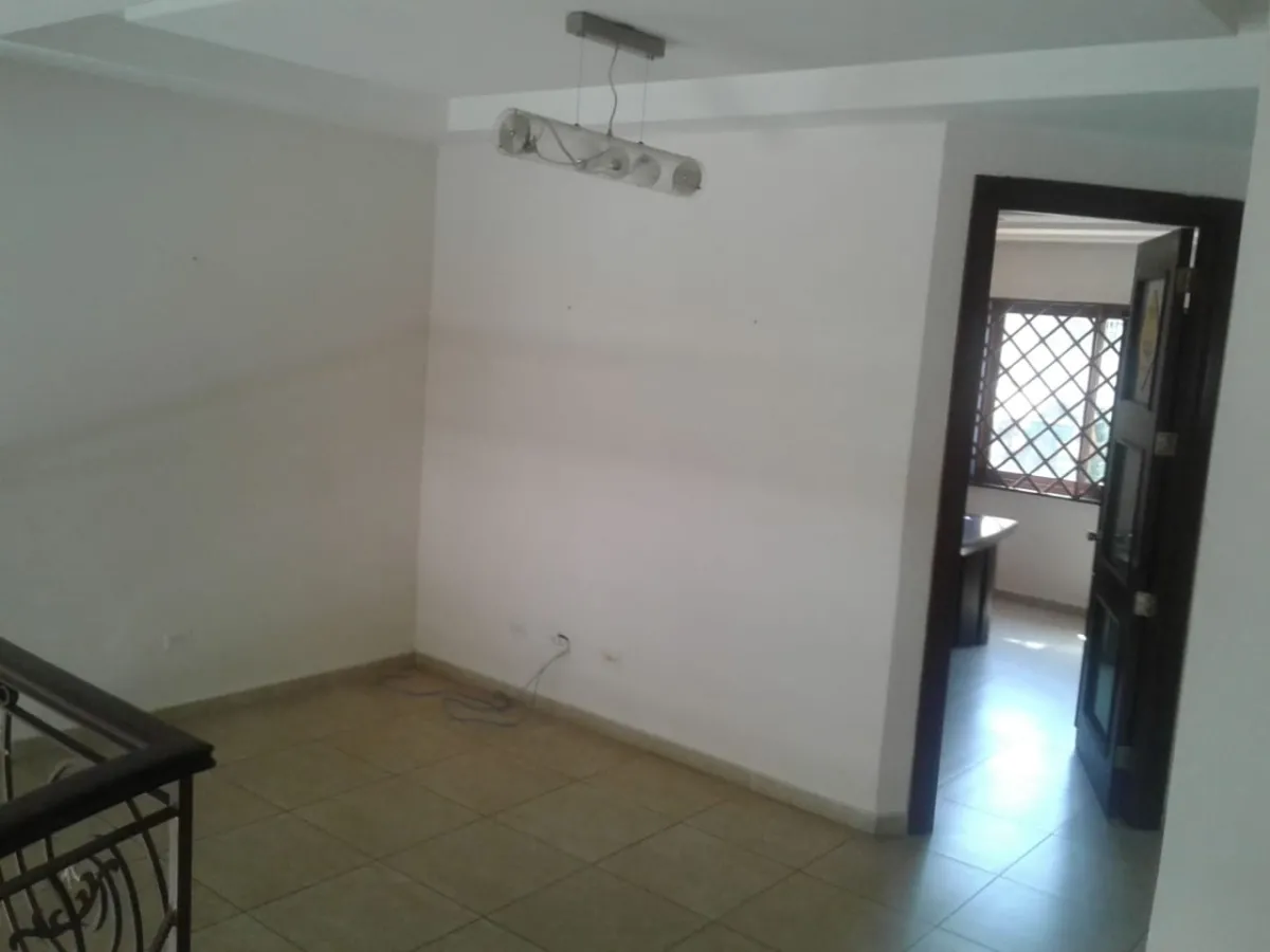 Exclusive Residence for Sale in Albrook