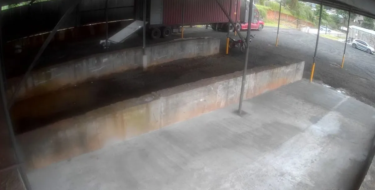 Warehouse for Lease – 1,400 m² Lo