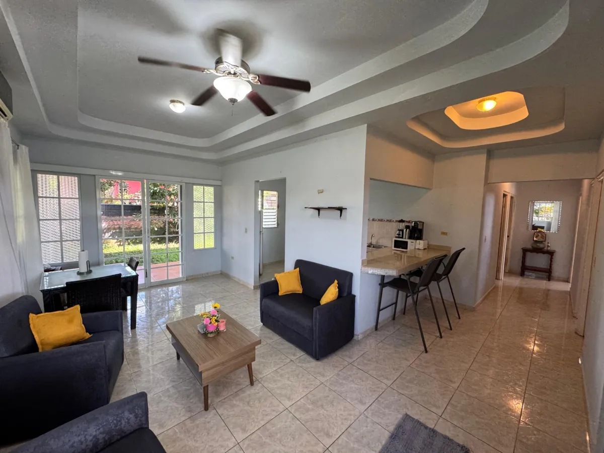 HOUSE FOR SALE ON BOULEVARD DE LAS TABLAS