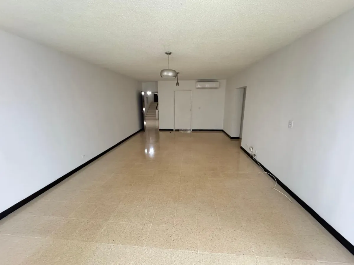 For sale Apartment in San Francisco, Calle 74.