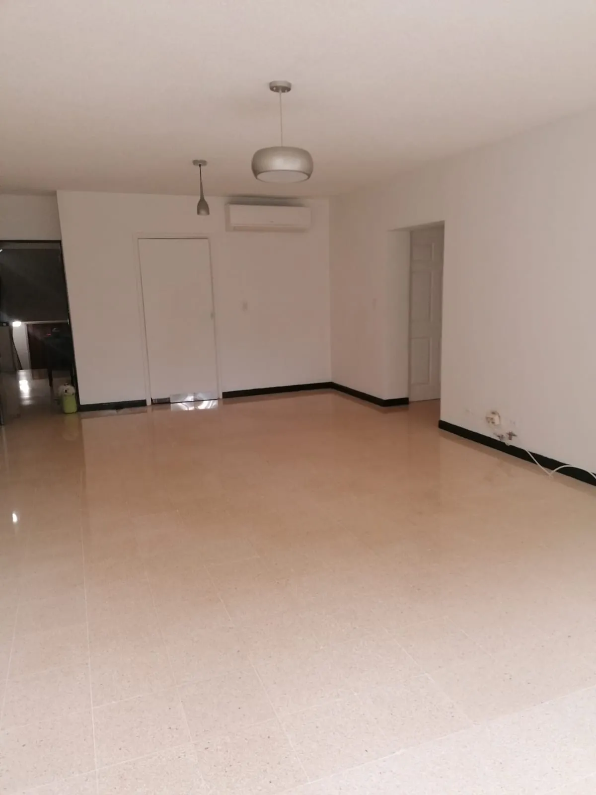 For sale Apartment in San Francisco, Calle 74.