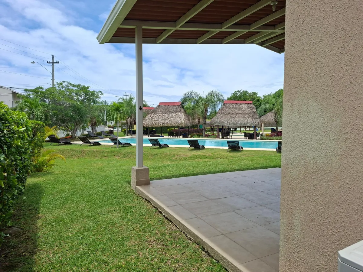 HOUSE FOR SALE [BEHIND COMPLETE SOCIAL AREA]