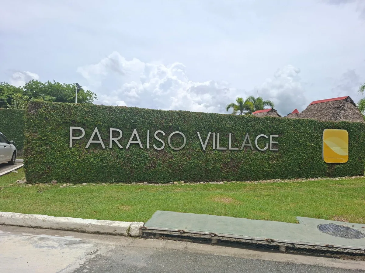 HOUSE FOR SALE [BEHIND COMPLETE SOCIAL AREA]