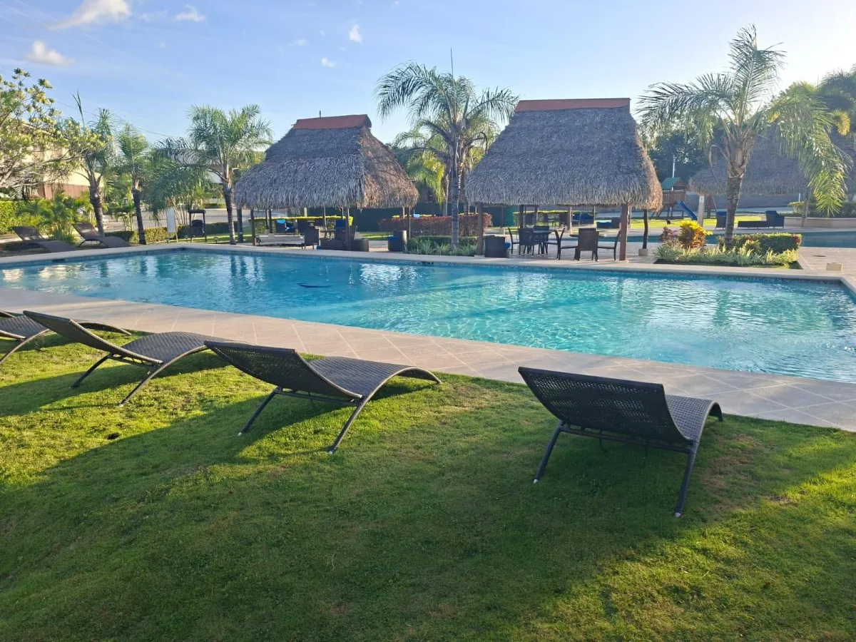 HOUSE FOR SALE [BEHIND COMPLETE SOCIAL AREA]