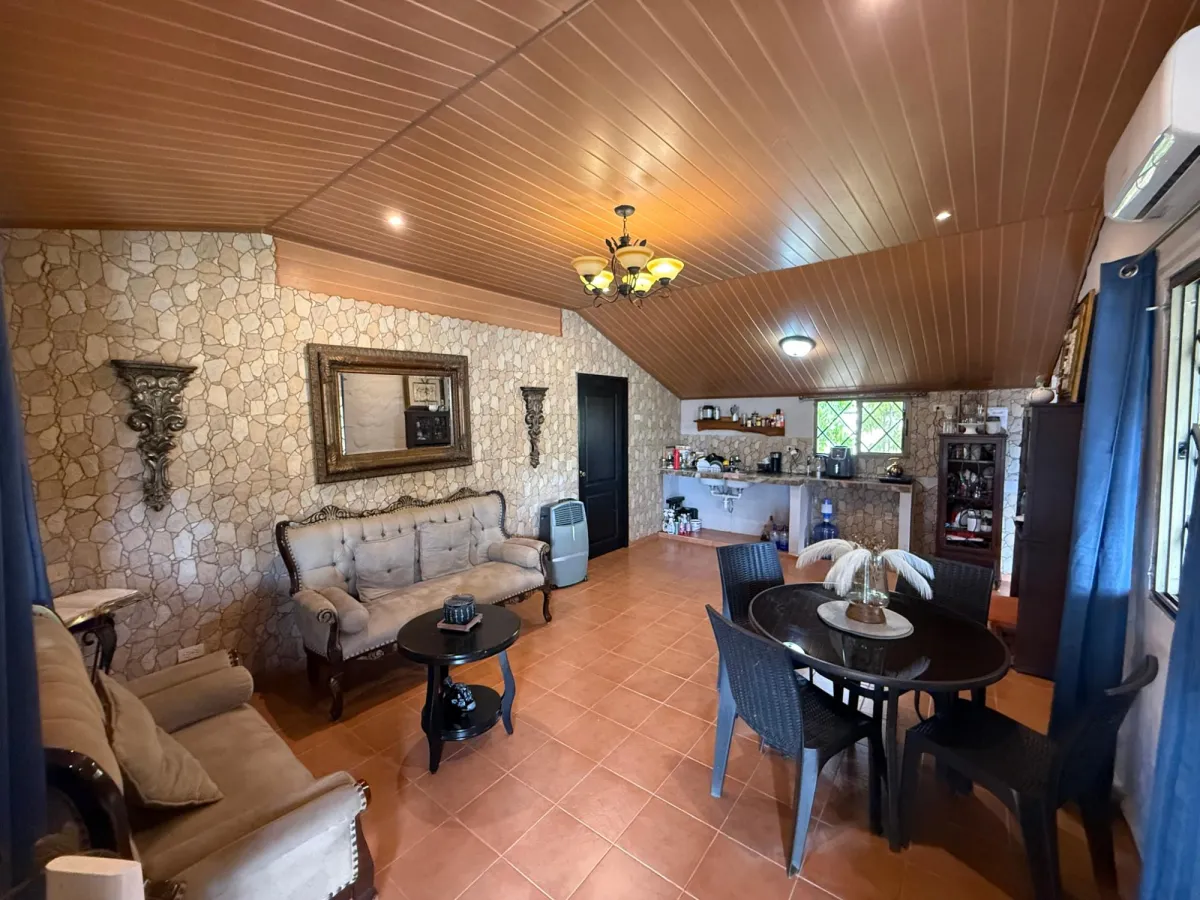 Exclusiva Casa de Campo en Venta en Santa Ana, Los Santos