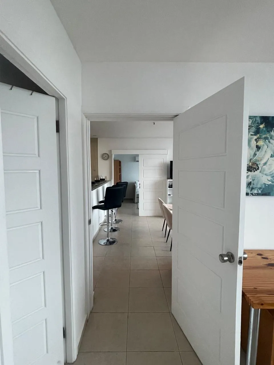 Apartamento de 2 habitaciones en PH Coronado Bay lado del amanecer