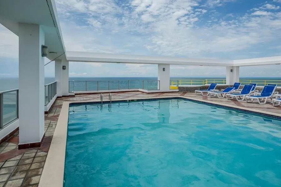 2 Bedroom Ph Coronado Bay Sunrise Side Apartment
