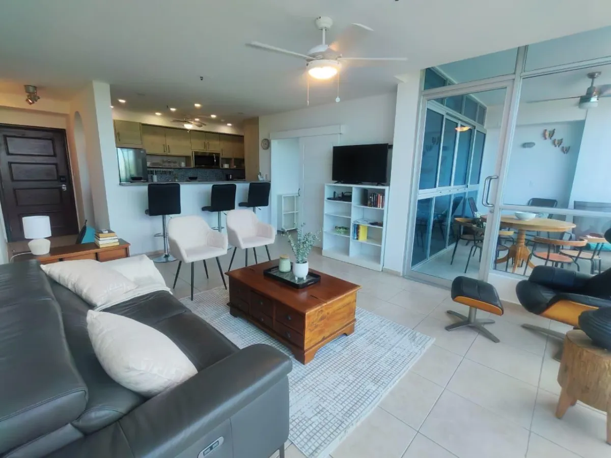 2 Bedroom Ph Coronado Bay Sunrise Side Apartment