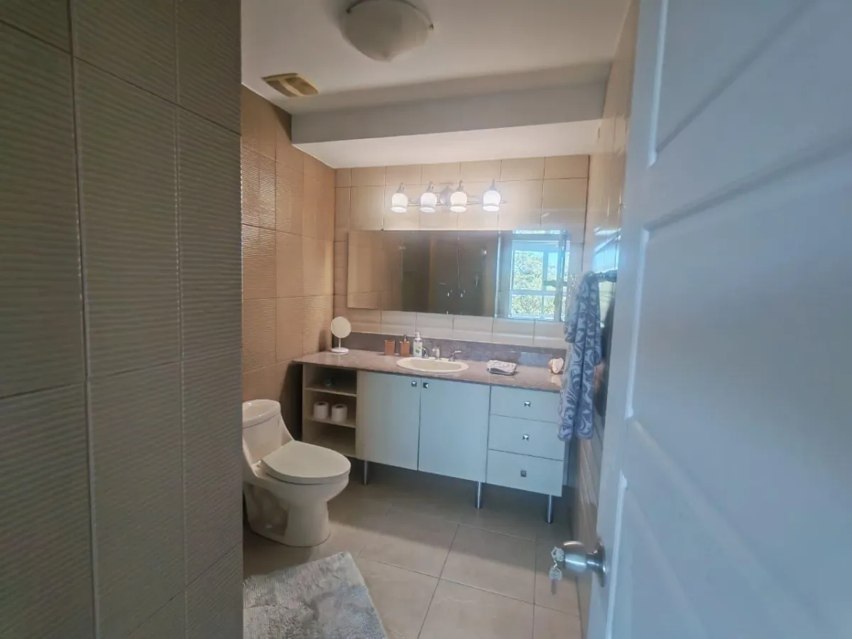 2 Bedroom Ph Coronado Bay Sunrise Side Apartment