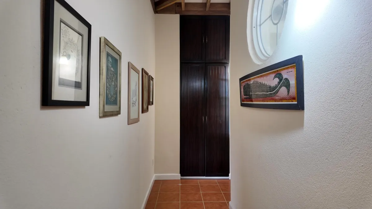 Spacious Home for Sale in Altos del Maria with Pan