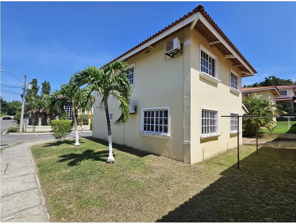 House for sale in Villas del Golf, Chitré. MB